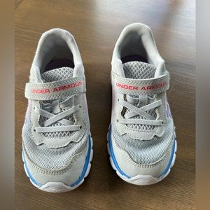 Toddler (size 9) Under Armour Sneakers